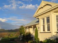 Tourist Rental Cotswold Cottage Bed and Breakfast from Kopu, Thames-Coromandel, Waikato