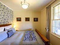 Tourist Rental Kinloch Lodge - Heritage Lodge from Glenorchy, Queenstown-Lakes, Otago