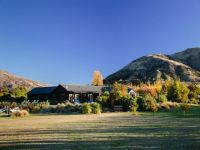 Tourist Rental Mountain Range Lodge from Wanaka, Queenstown-Lakes, Otago