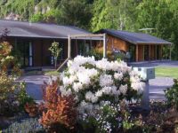 Tourist Rental Leith Valley Holiday Park & Motel from Dunedin, Dunedin, Otago