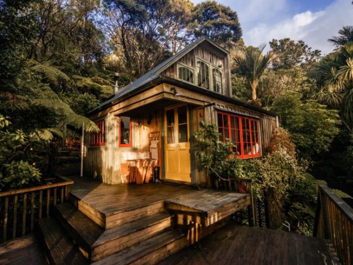 Tourist rental Canopy Camping Escapes - Top Hut in Coromandel, Thames-Coromandel, Waikato