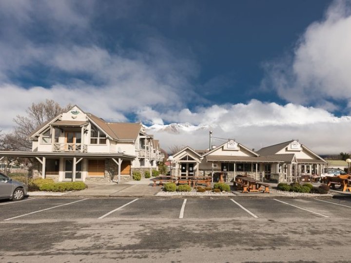 Tourist rental Bold Peak Lodge in Glenorchy, Queenstown-Lakes, Otago
