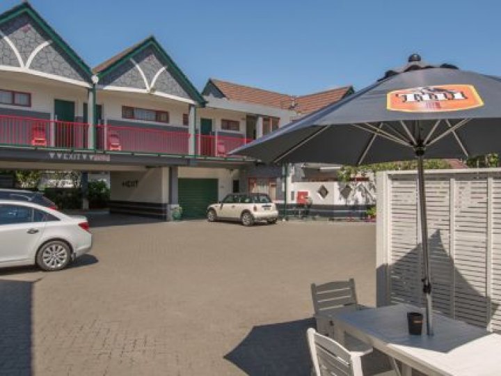 Tourist rental Amross Court Motor Lodge in Christchurch, Christchurch, Canterbury